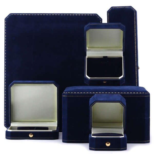 Dark luxury jewelry box for bracelet set necklace ring