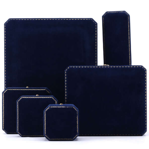 Bulk dark luxury jewelry boxes packed for export