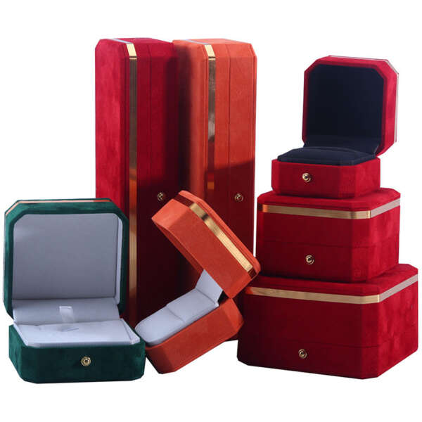 Bulk wedding jewelry boxes protected for export