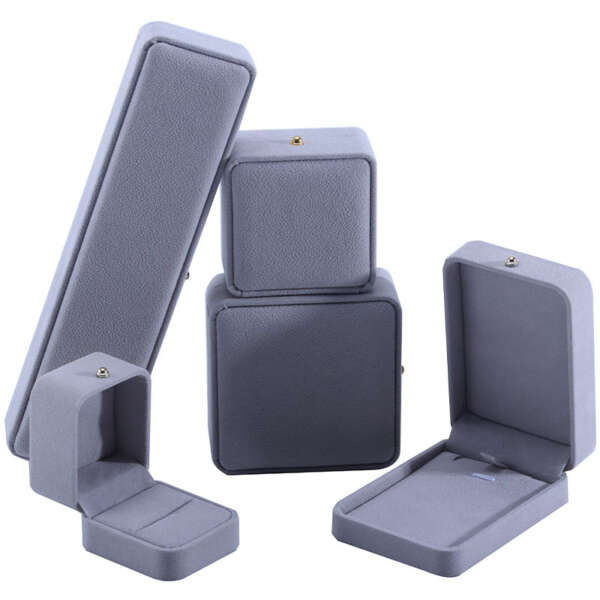 Bulk custom jewelry boxes packed for export