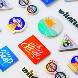 Digital Printing Die Custom Cut Laser Shine Reflective Sticker Die Cut Holographic Logo Sticker For Caps